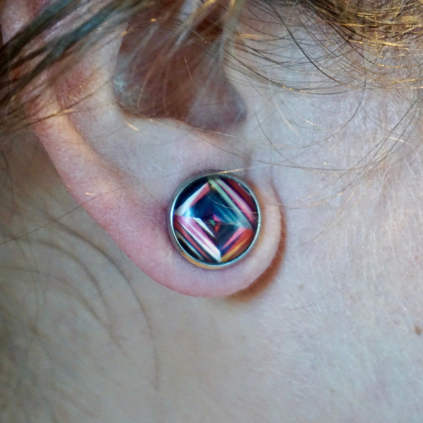 Unnuk Cabochon Earrings