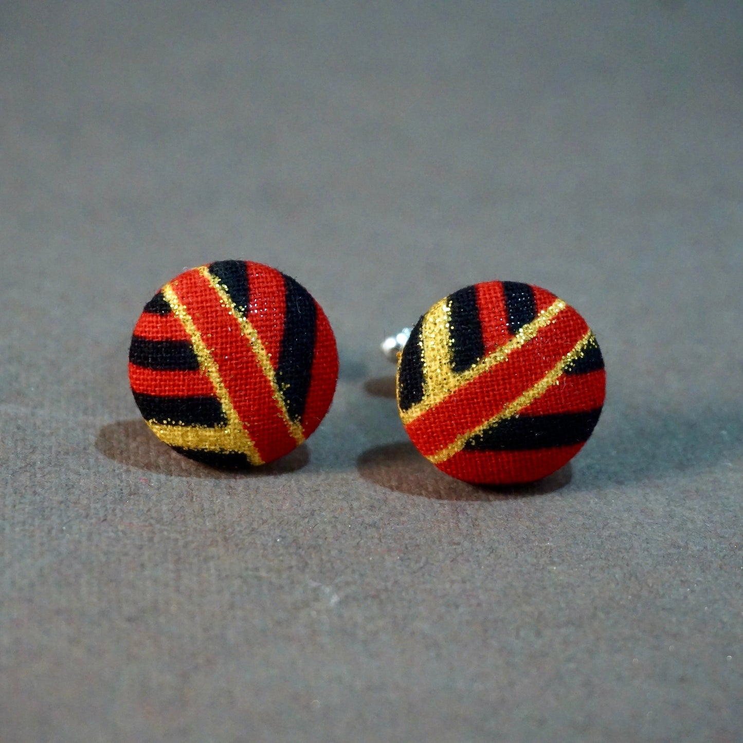 Elidi Cufflinks & Lapel Pin