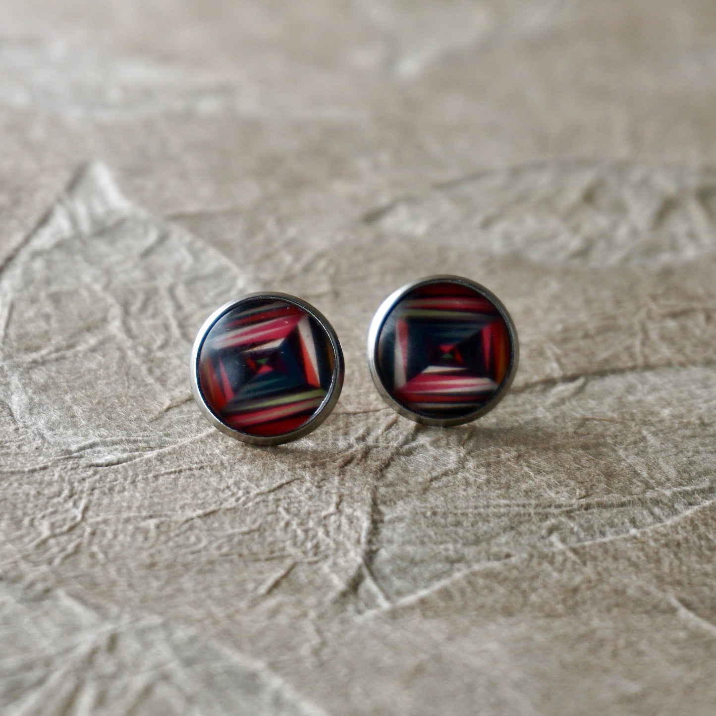 Unnuk Cabochon Earrings