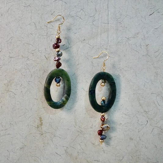 Yureni Oval Earrings