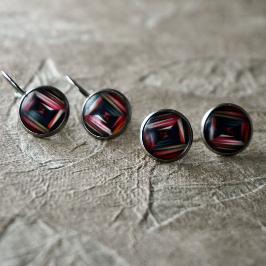 Unnuk Cabochon Earrings