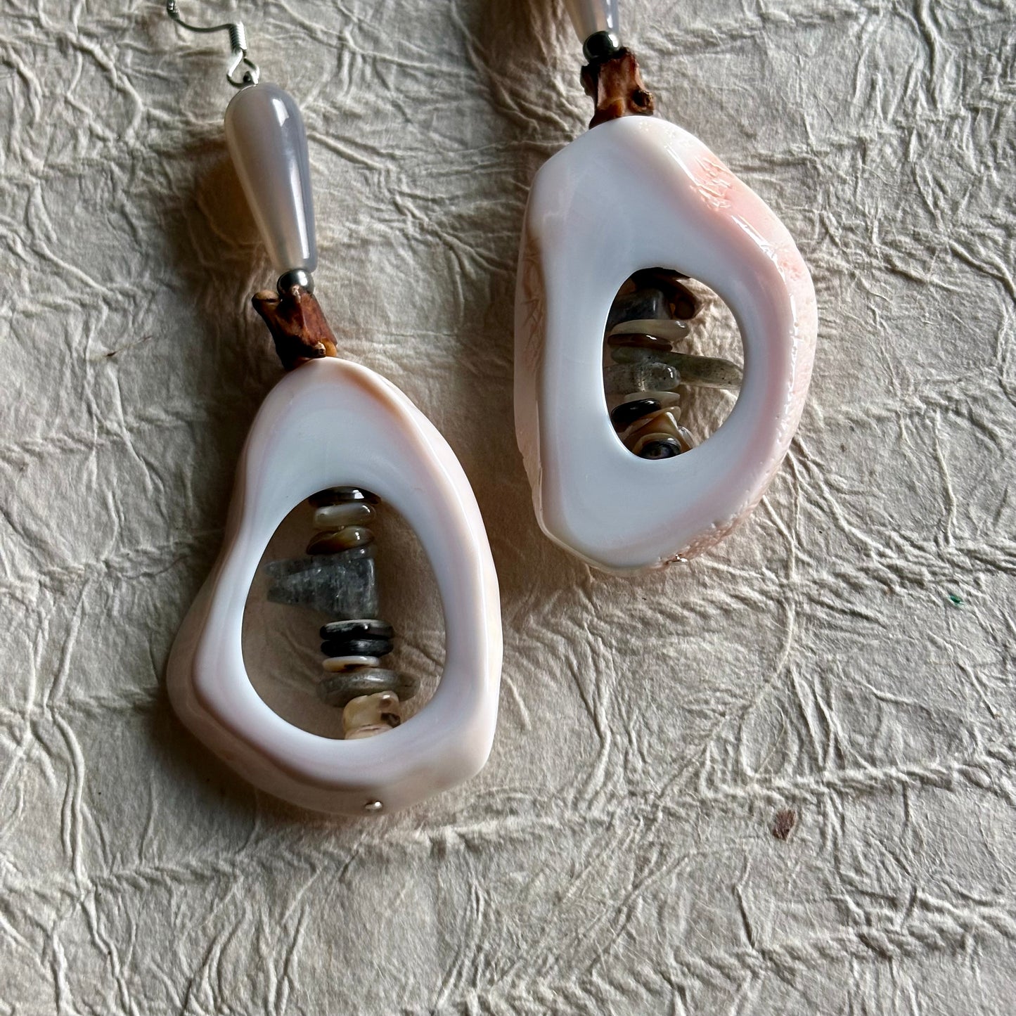 Kubra Mother-of-Pearl Hoop Earrings