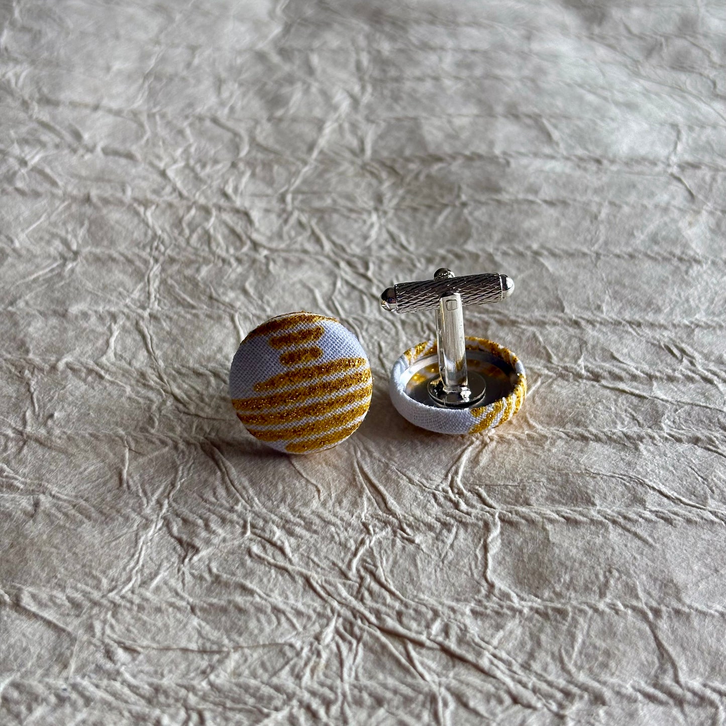 Yohuru Cufflinks & Lapel Pin